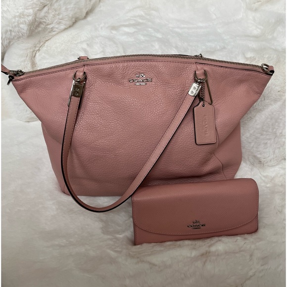 Coach Handbags - Coach light pink soft pebble leather Kelsey satchel with matching wallet.